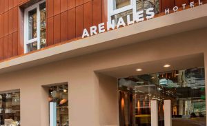 Lee más sobre el artículo Hotel Arenales